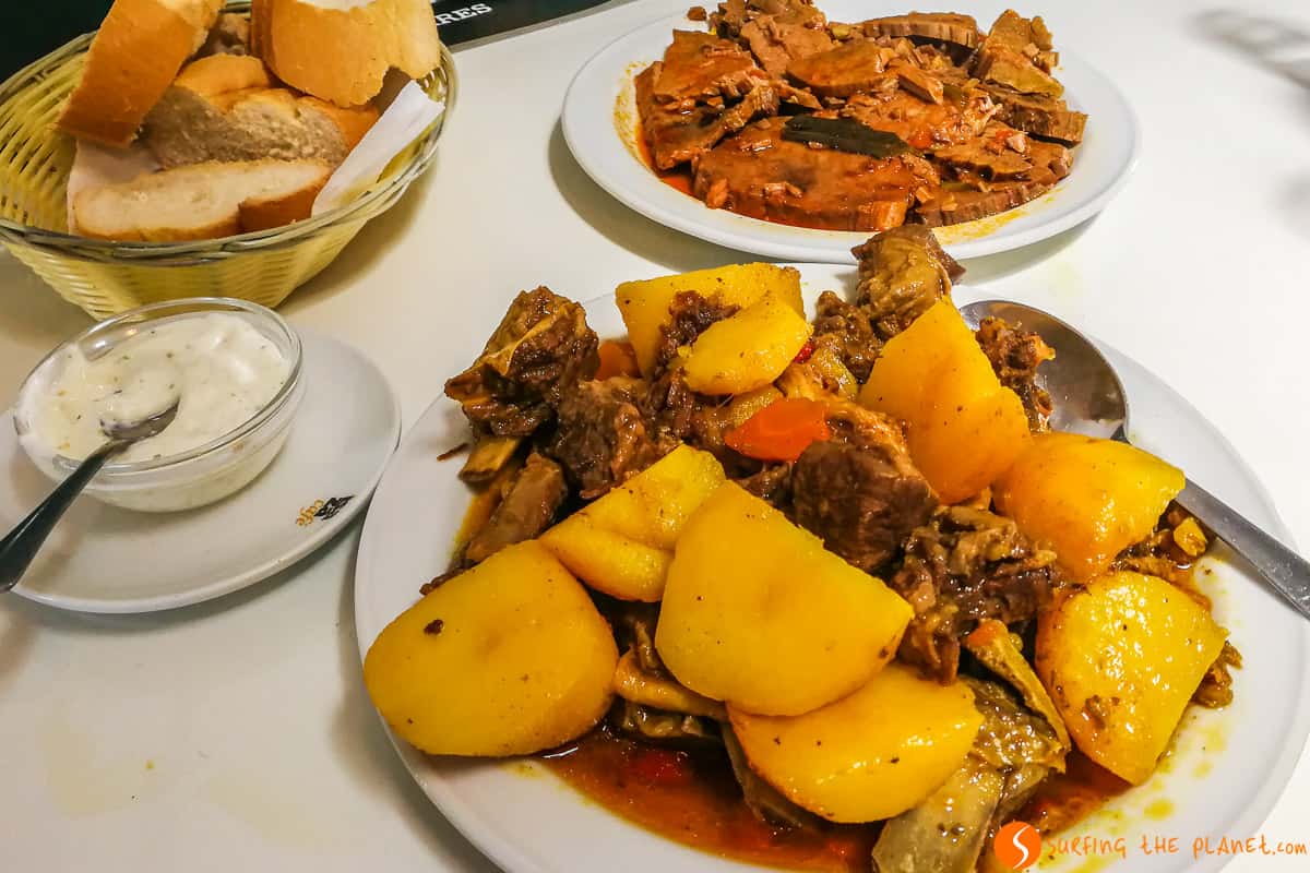 Goat stew, Los Pinchitos Restaurant, Fuerteventura | Where and what to eat in Fuerteventura